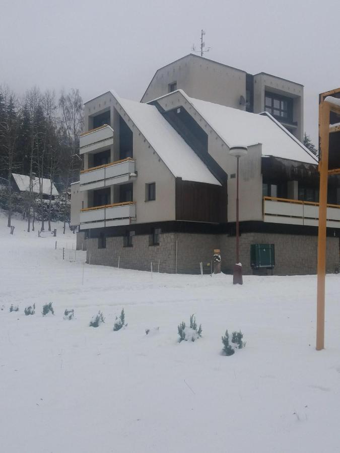 Hotel Ceska Farma Dolni Dvur المظهر الخارجي الصورة